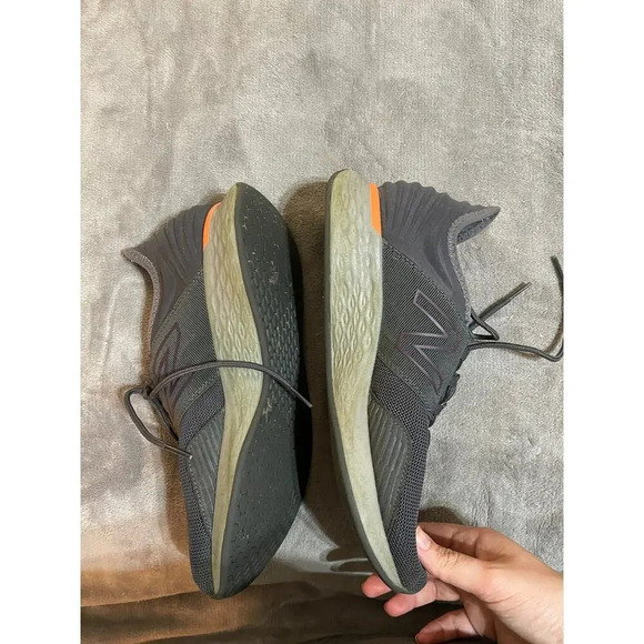 New Balance 11 W 9 M EU 42.5 Fresh Foam Roav
WROAVPG Gray Running Shoes Sneakers - Picture 7 of 8